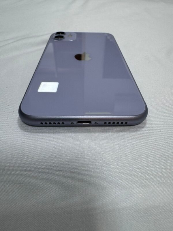 iPhone 11 128GB Roxo 91% A+ - Imagem 5