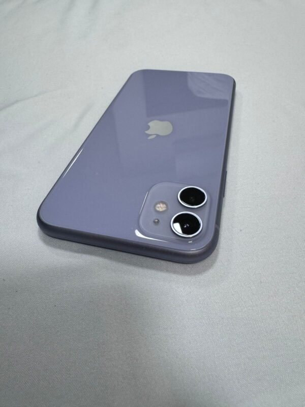 iPhone 11 128GB Roxo 91% A+ - Imagem 4