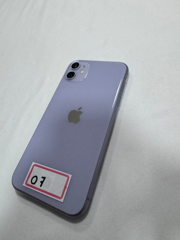 iPhone 11 128GB Roxo 91% A+ - Imagem 3