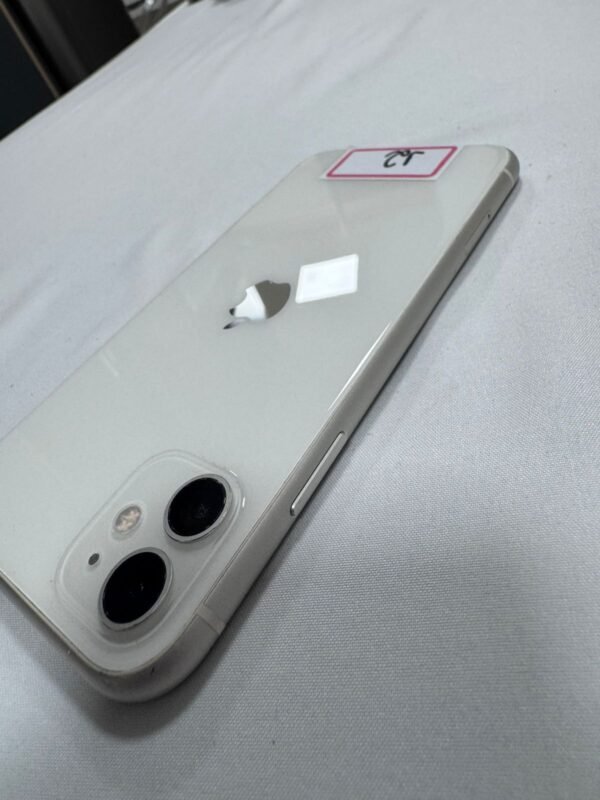 iPhone 11 128GB Branco 91% A- - Imagem 4