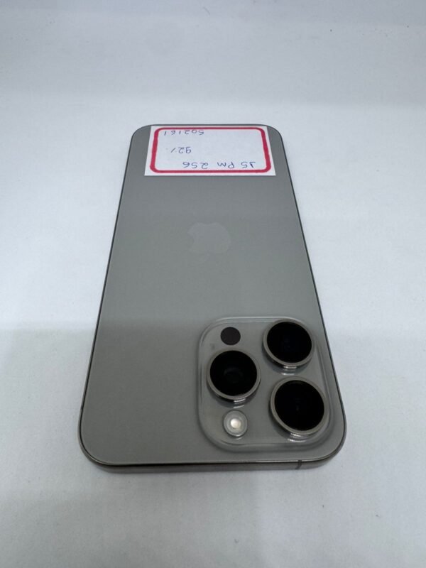 15 Pro Max Natural  256GB A+  92% - Imagem 4