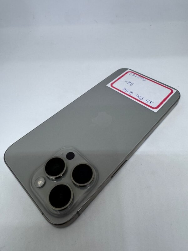 15 Pro Max Natural  256GB A+  92% - Imagem 5