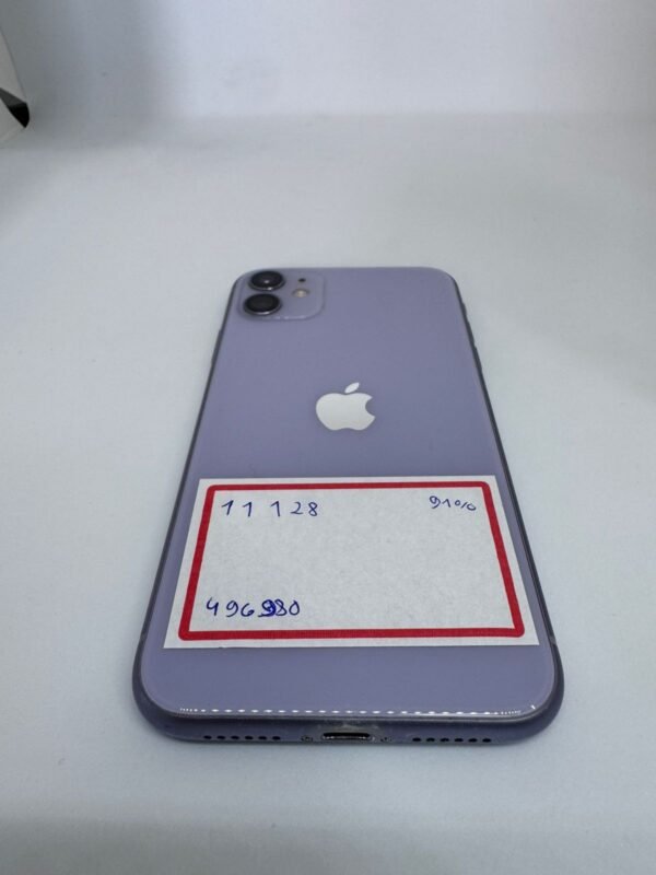 iPhone 11 128GB 81% ROXO
