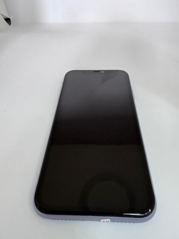 iPHONE 11 128GB BRANCO 76% - Imagem 8